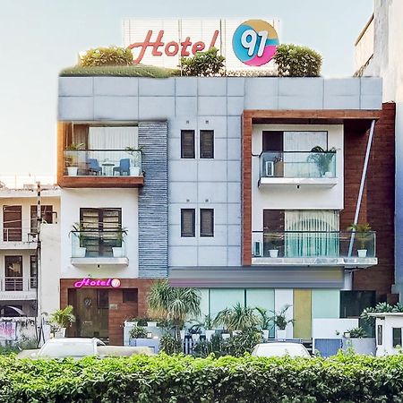 Hotel 91 Golf Course Road Gurgaon Eksteriør billede