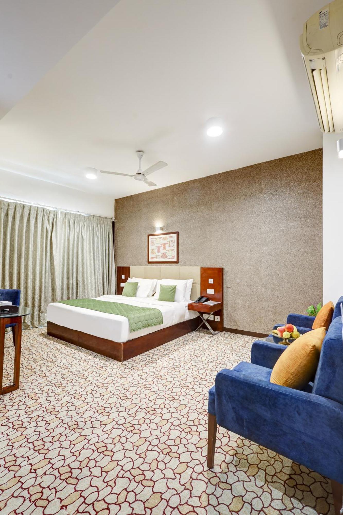 Hotel 91 Golf Course Road Gurgaon Eksteriør billede
