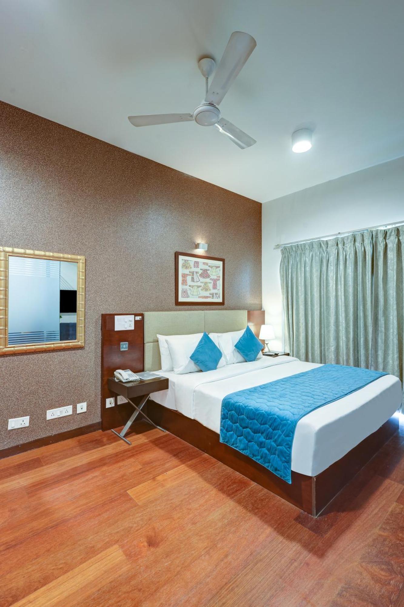 Hotel 91 Golf Course Road Gurgaon Eksteriør billede