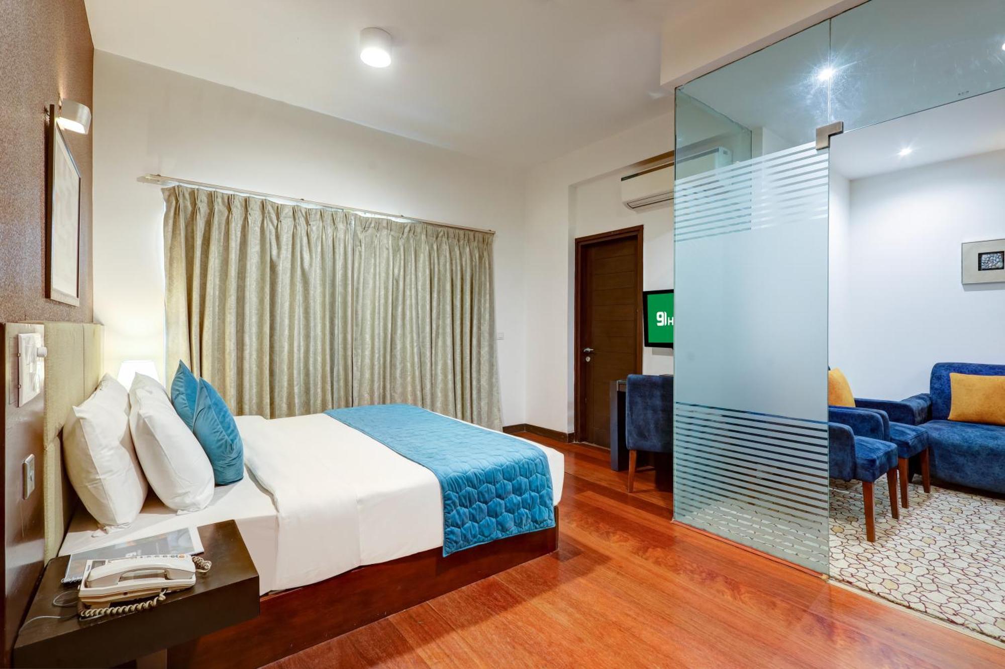 Hotel 91 Golf Course Road Gurgaon Eksteriør billede