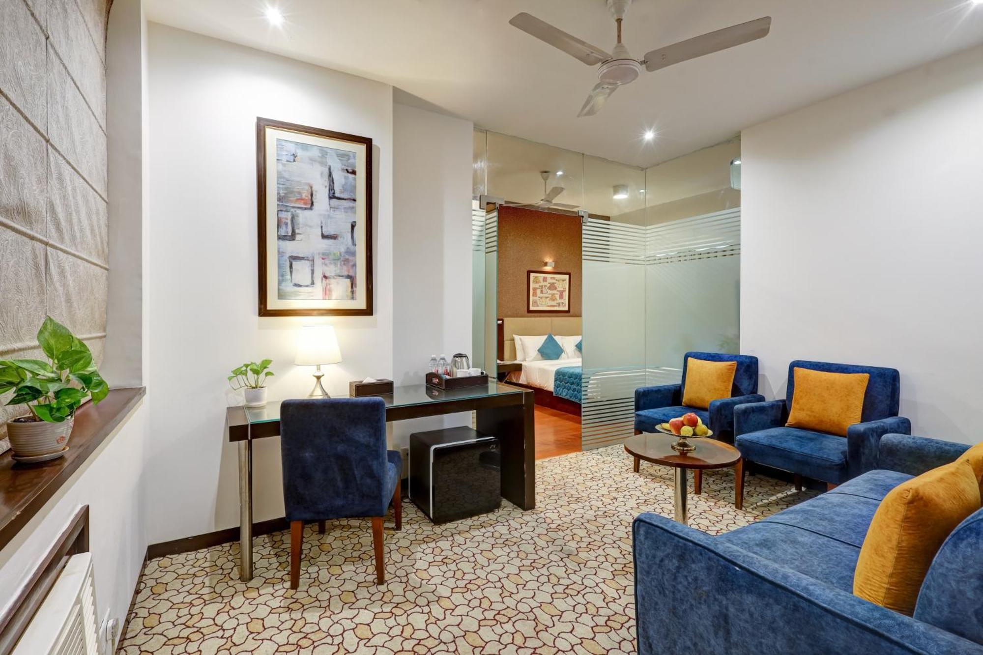Hotel 91 Golf Course Road Gurgaon Eksteriør billede