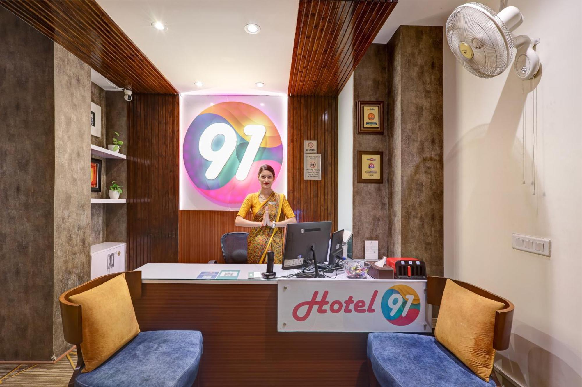 Hotel 91 Golf Course Road Gurgaon Eksteriør billede
