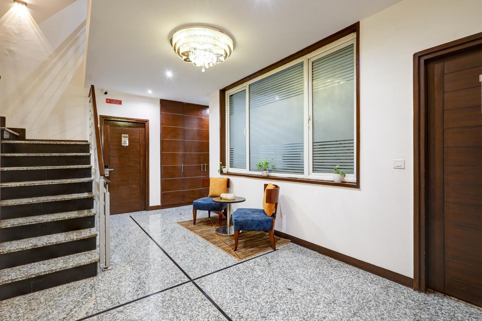 Hotel 91 Golf Course Road Gurgaon Eksteriør billede