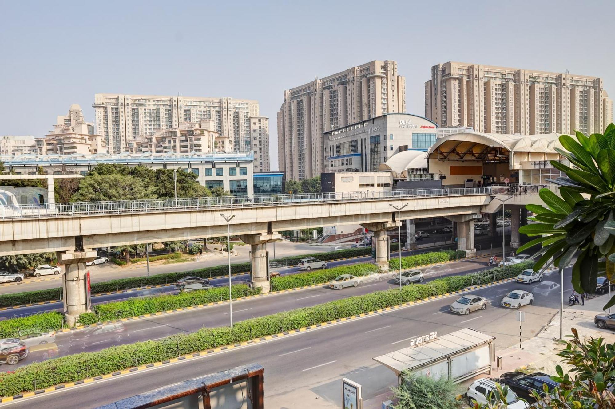 Hotel 91 Golf Course Road Gurgaon Eksteriør billede