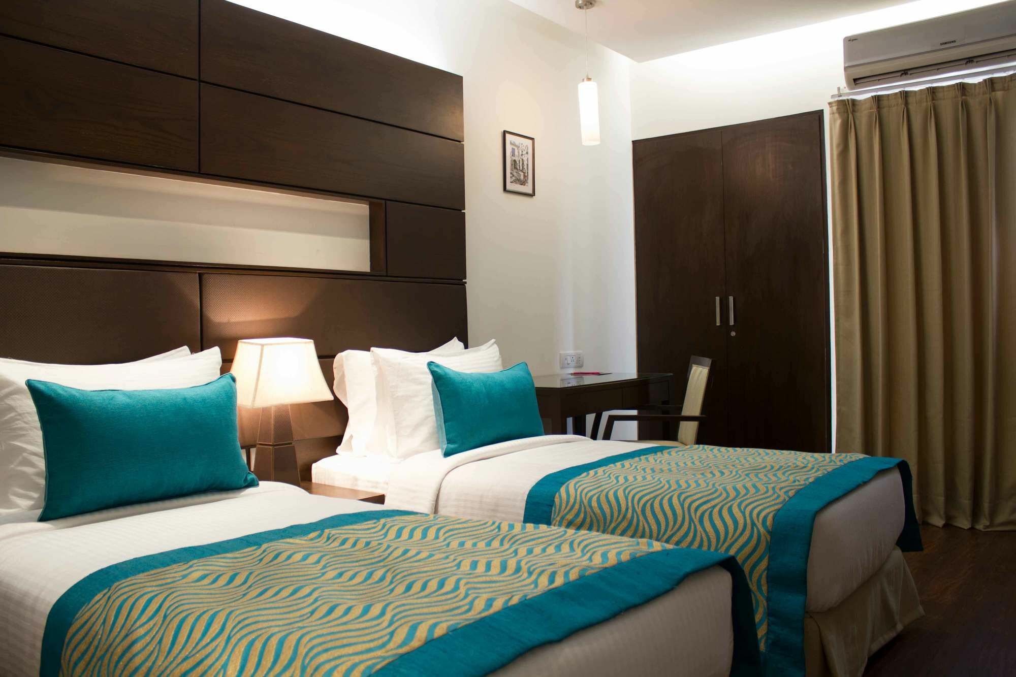 Hotel 91 Golf Course Road Gurgaon Eksteriør billede